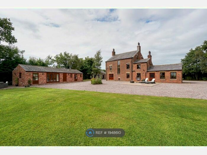 7 Bedroom Detached House To Rent In Town Lane, Much Hoole, Preston, PR4