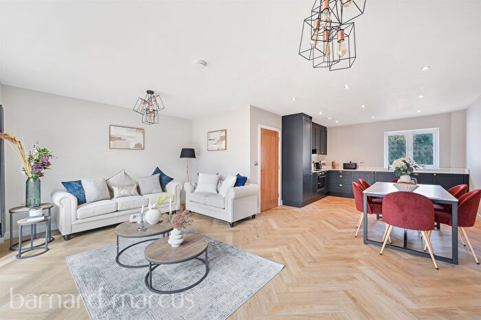 3 Bedroom Semi Detached House For Sale In Manor Road South, Esher, KT10