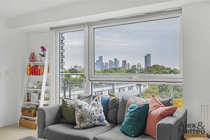 1 Bedroom Flat For Sale In Marine Street, Bermondsey, SE16