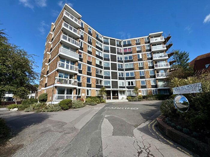 2 Bedroom Apartment To Rent In Furze Hill House, Brighton, BN3