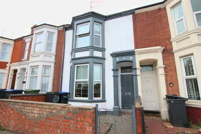 4 Bedroom House To Rent In London Road, Far Cotton, Northampton, NN4