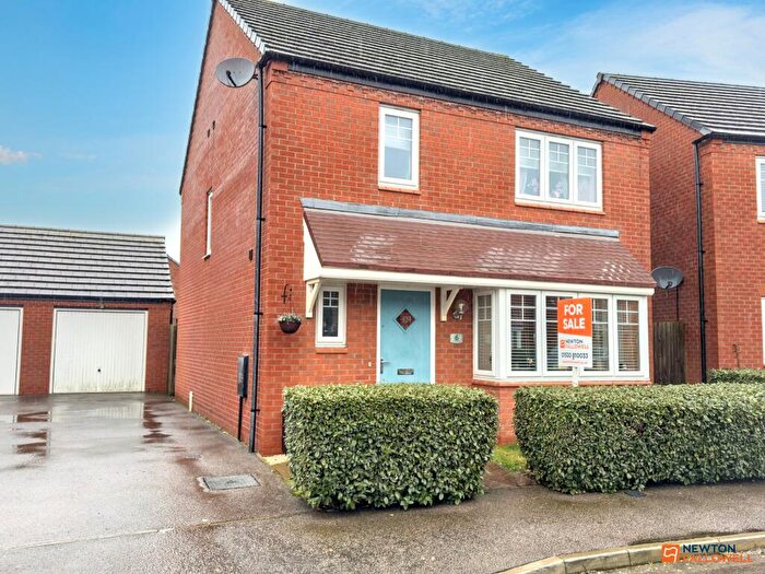 4 Bedroom Detached House For Sale In Mill Hill Wood Way, Ibstock, LE67