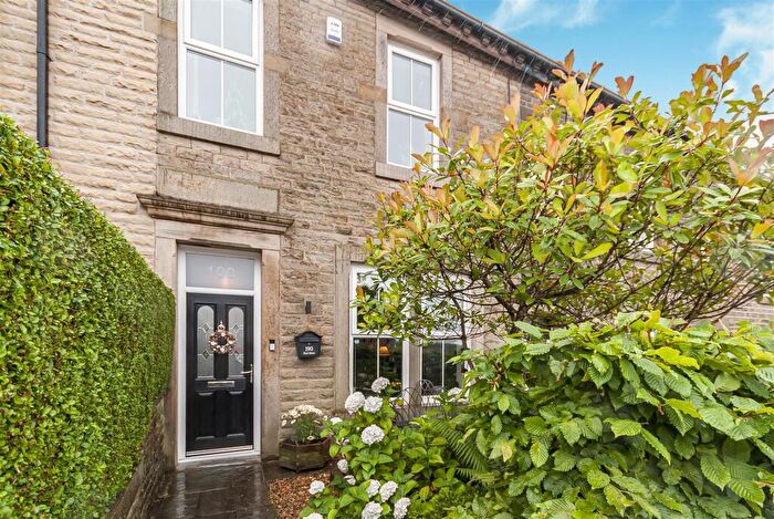 3 Bedroom Terraced House For Sale In Peel Brow, Ramsbottom, Bury, BL0