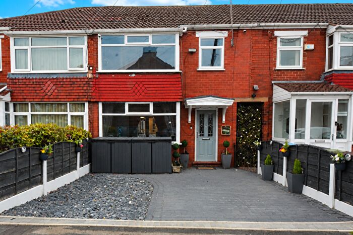 3 Bedroom Terraced House For Sale In Hoppet Lane, Droylsden, M43