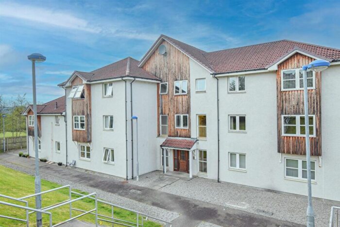 2 Bedroom Flat For Sale In Admirals Court, Westhill, Inverness, IV2