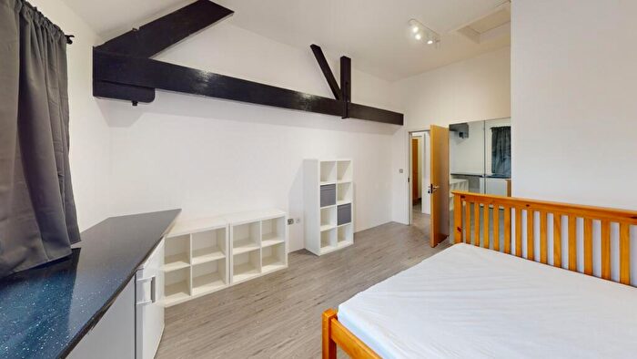 6 Bedroom Terraced House To Rent In Flat Barker Gate, Nottingham, Nottinghamshire, NG1