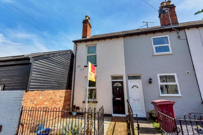 3 Bedroom Flat To Rent In Woodstock Street, Reading, RG1
