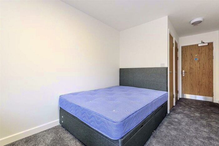 1 Bedroom House To Rent In - Unit, Taj House, - Cowley Road, OX4