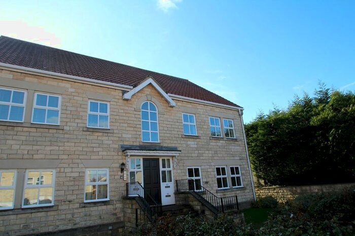 2 Bedroom Flat To Rent In Burns Way, Clifford, Wetherby, West Yorkshire, Uk, LS23
