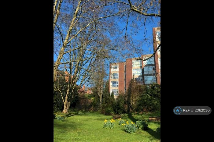 1 Bedroom Flat To Rent In Beech House, Manchester, M20
