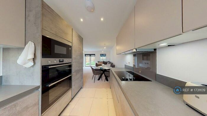 3 Bedroom Terraced House To Rent In Rodin Drive, Harlow, CM18