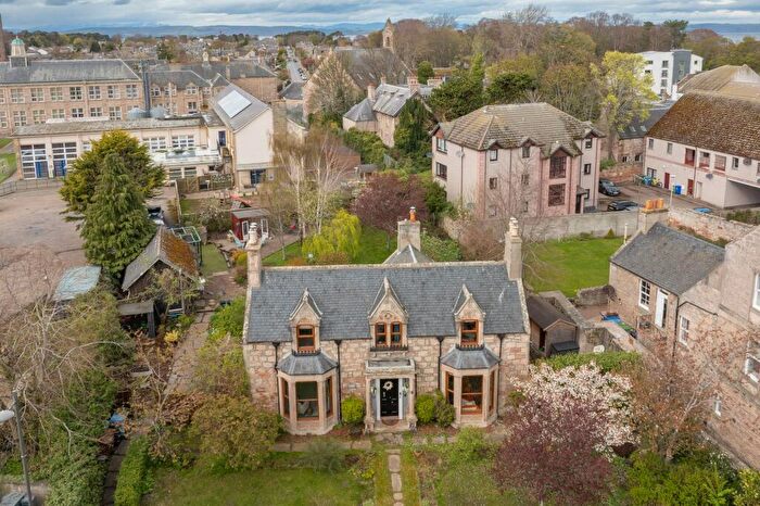 4 Bedroom Detached House For Sale In High Street, Nairn, IV12