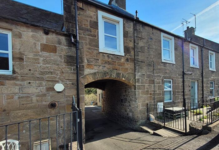 2 Bedroom Flat To Rent In A, Powdermill Brae, Gorebridge, EH23
