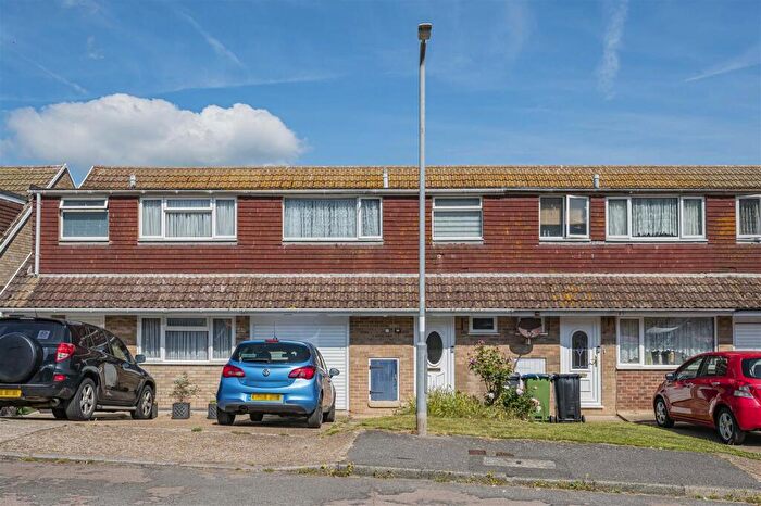 3 Bedroom Terraced House For Sale In Fullwood Avenue, Newhaven, BN9