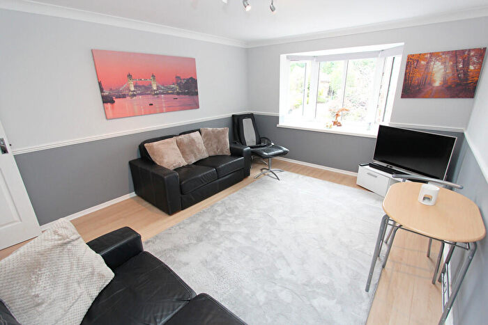 2 Bedroom Apartment For Sale In Heathlee Road, Crayford, DA1