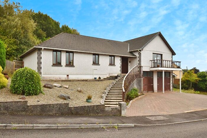 4 Bedroom Bungalow For Sale In Brynmawr Avenue, Ammanford, Carmarthenshire, SA18