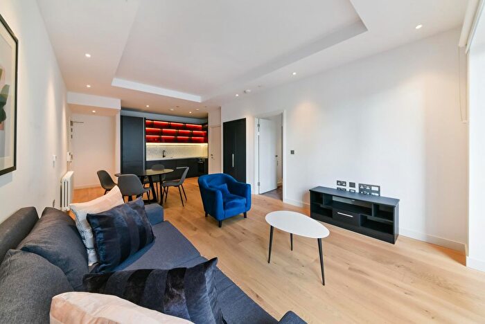 1 Bedroom Flat For Sale In Meade House, London City Island, London, E14