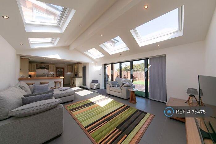 4 Bedroom Detached House To Rent In Carr Head Lane, Poulton-Le-Fylde, FY6