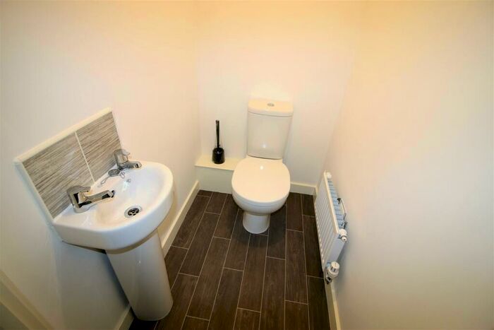 5 Bedroom Private Hall To Rent In St Georges Walk, St. Georges Quay, Lancaster, LA1
