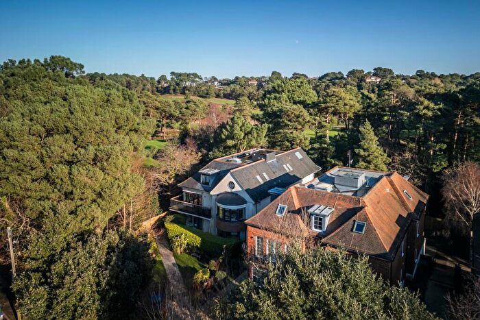 2 Bedroom Flat For Sale In Dornoch, Compton Avenue, Lilliput, BH14