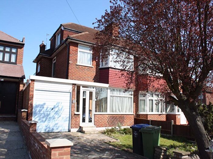 4 Bedroom Semi-Detached House To Rent In Brinkburn Gardens, Edgware, HA8