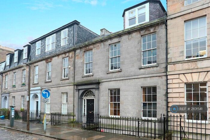 2 Bedroom Flat To Rent In New Town, Edinburgh, EH1