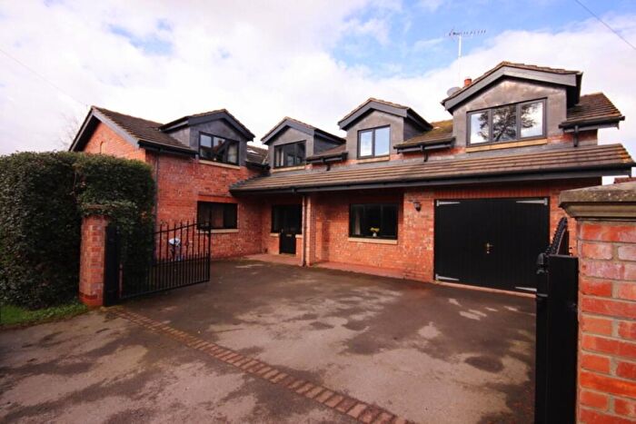 4 Bedroom Detached House For Sale In Barracks Lane, Ravensmoor, Nantwich, Cheshire, CW5