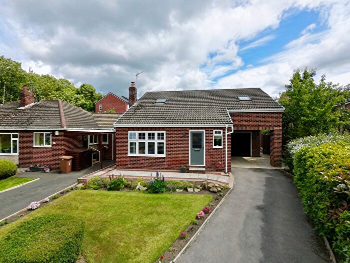 3 Bedroom Detached House For Sale In West Close, Normanton, West Yorkshire, WF6