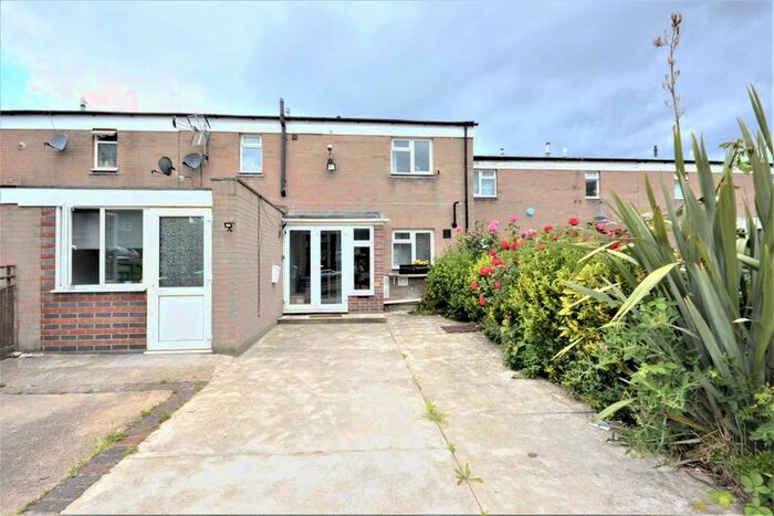 4 Bedroom Terraced House To Rent In Hemswell Drive, London, NW9