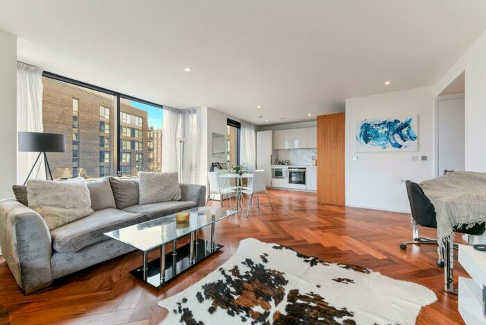 1 Bedroom Apartment To Rent In Ambassador Building, Embassy Gardens, London, SW11