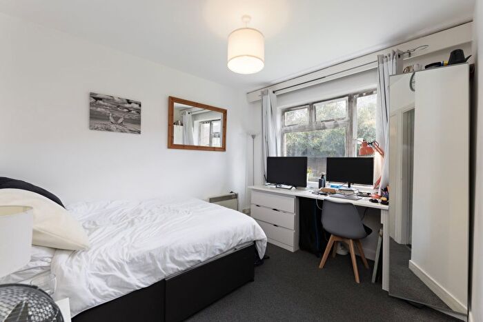 Studio To Rent In Kipling Street, London, SE1