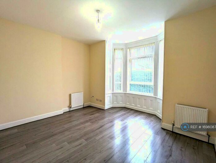 1 Bedroom Flat To Rent In Rockcliffe Road, Rawmarsh, Rotherham, S62