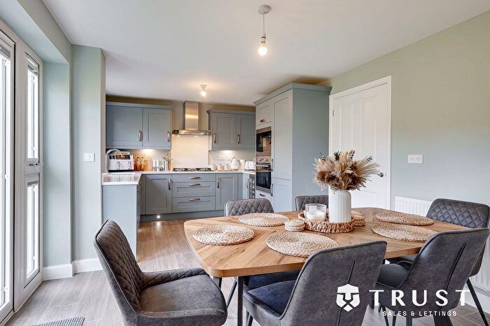 4 Bedroom Detached House For Sale In Churchyard Drive, East Ardsley, WF3