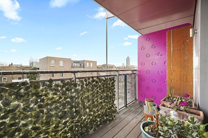 1 Bedroom Flat To Rent In Tinderbox, Octavius Street, Deptford, SE8