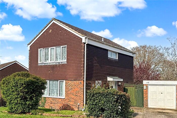3 Bedroom Detached House For Sale In Staplehurst, Bracknell, Berkshire, RG12