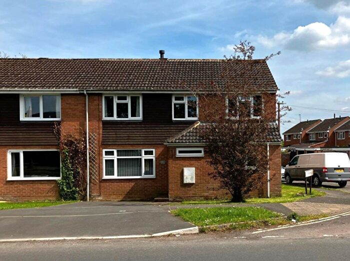 4 Bedroom End Of Terrace House For Sale In Cliffords, Cricklade, Swindon, Wiltshire, SN6