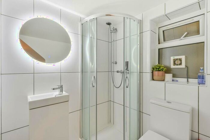 2 Bedroom Terraced House To Rent In Elmgreen Close, Stratford, London, E15