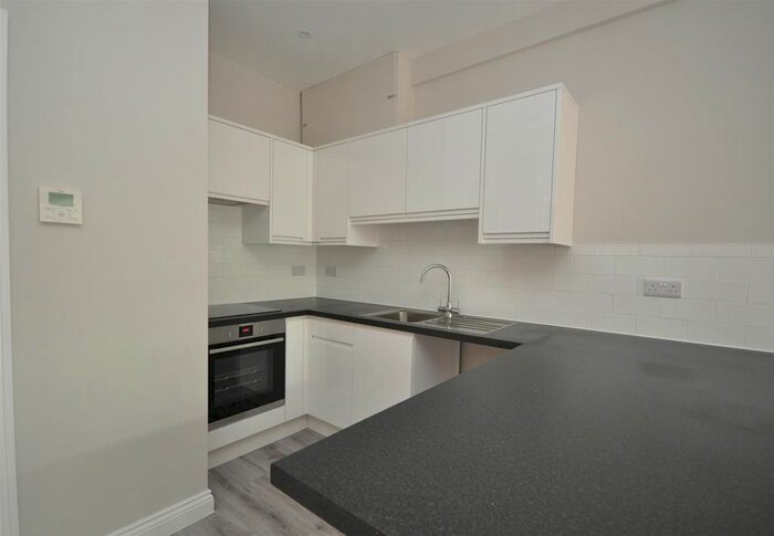1 Bedroom Flat To Rent In Church Road, Trull, Taunton, TA3