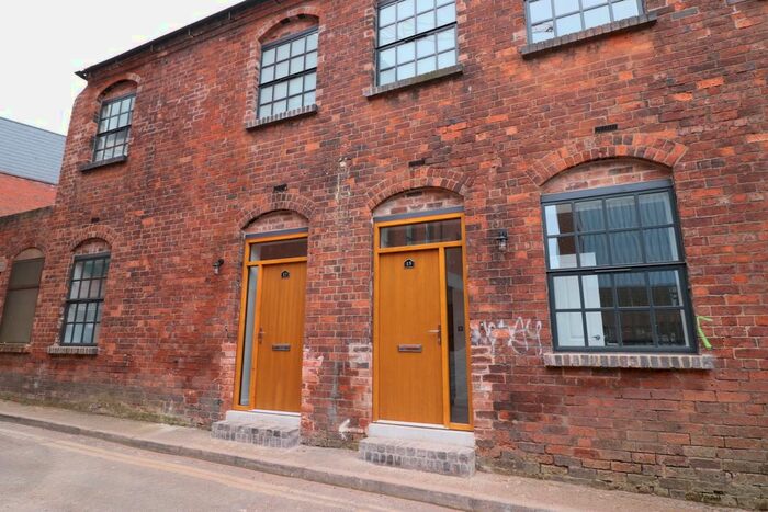 3 Bedroom Town House To Rent In Sloane Street, Birmingham, B1