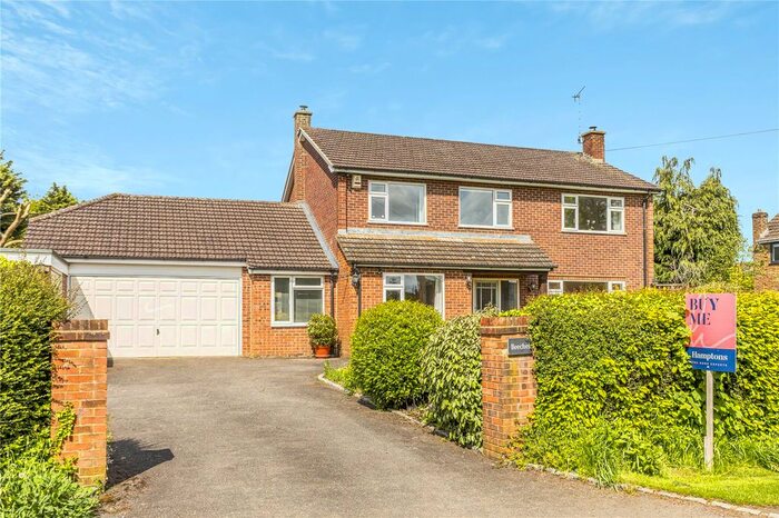 4 Bedroom Detached House For Sale In Hampden Road, Speen, Princes Risborough, Buckinghamshire, HP27