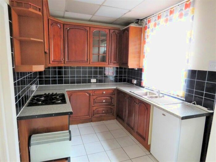 2 Bedroom Property To Rent In Kirton Road, Pitsmoor, Sheffield S4