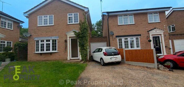 3 Bedroom Semi-Detached House To Rent In Repton Grove, Southend On Sea, SS2