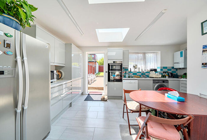 4 Bedroom Semi-Detached House For Sale In Rose Glen, London, NW9