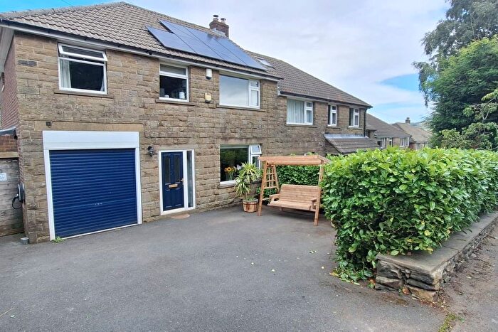 4 Bedroom Semi-Detached House For Sale In Birmingham Lane, Holmfirth, HD9