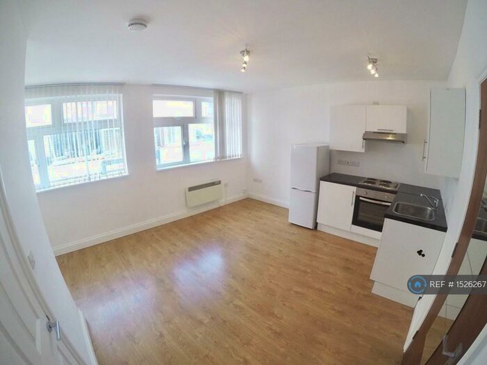 Studio To Rent In Myron Place, London, SE13