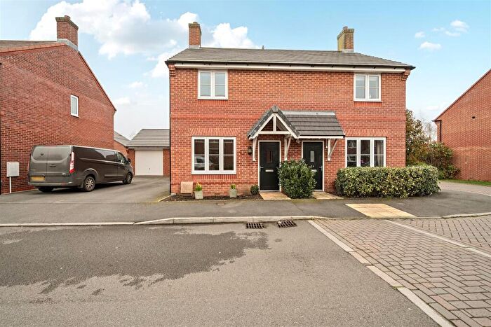 2 Bedroom Semi-Detached House For Sale In Jacksons Meadow, Bidford-On-Avon, B50