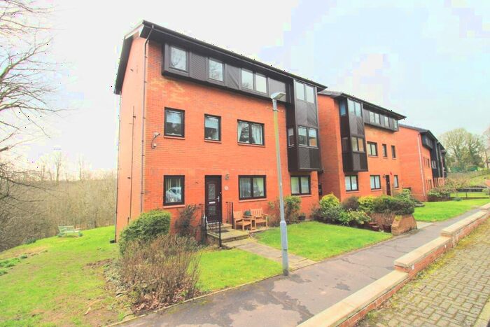 2 Bedroom Flat To Rent In Maxton Grove, Barrhead, G78