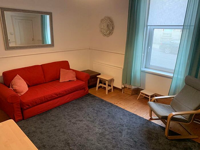 1 Bedroom Flat To Rent In Esslemont Avenue, Ground Left, AB25