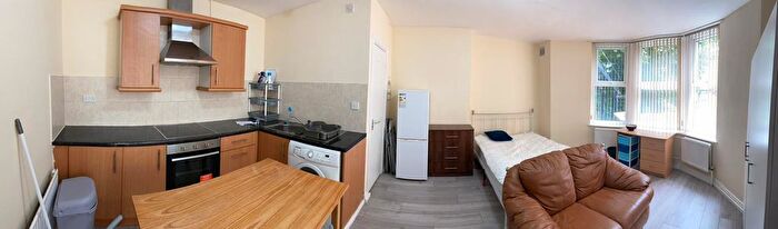 Block Of Flats To Rent In St Michaels Lane, Leeds, LS6