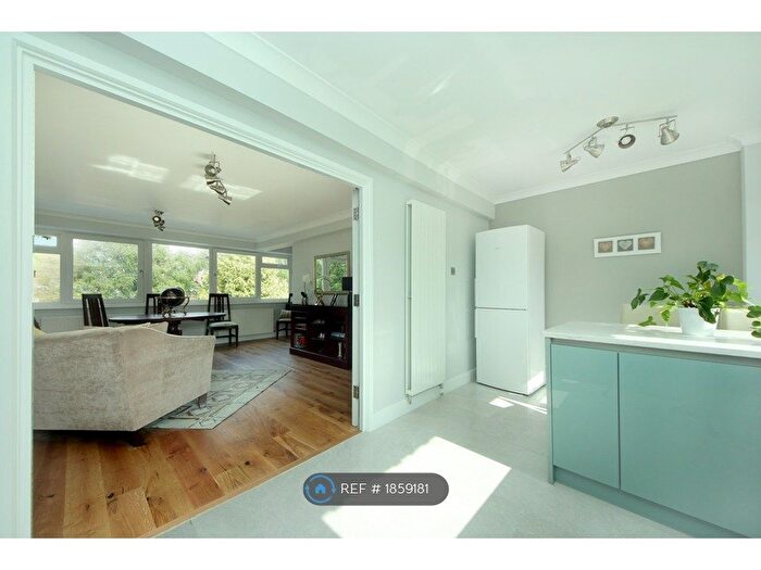 4 Bedroom Terraced House To Rent In Whiteledges, London, W13